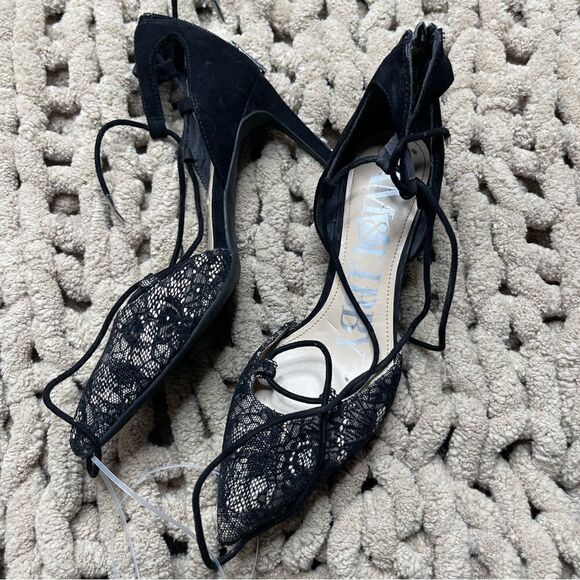 Sam & Libby Black Lace Strappy Ankle Tie Heels 6.5 - Picture 2 of 5